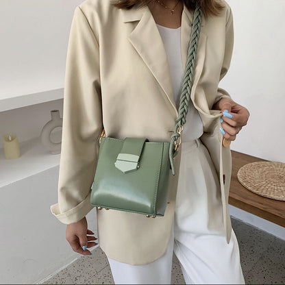 Women’s Shoulder Bag | Woven | Fashion | Casual