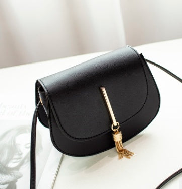 Women’s Shoulder Bag | Tassel | Fashion | Chic