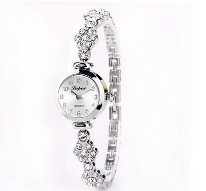 Women’s Pearl Quartz Watch | Fashion | Elegant | Daily