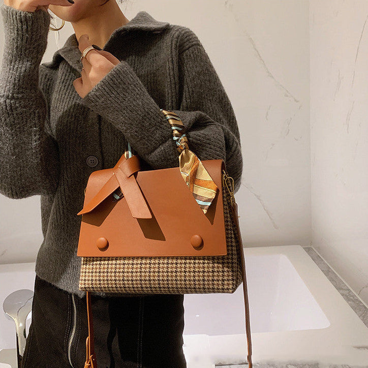 Women’s Crossbody Bag | Grid Pattern | Fashion | Casual