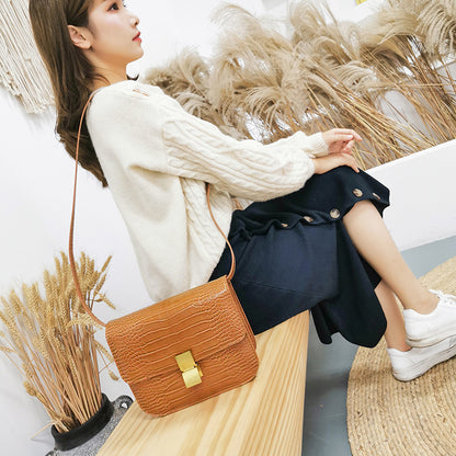 Women’s Shoulder Bag | Retro | Fashion | Tofu Bag