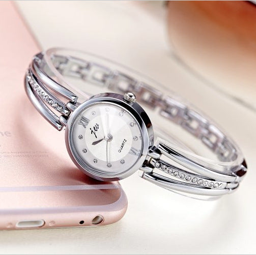 Women’s Rhinestone Round Quartz Watch | Steel Band | Fashion | Elegant