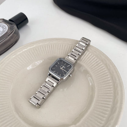 Women’s Retro Square Quartz Watch | Steel Strap | Elegant | Minimal