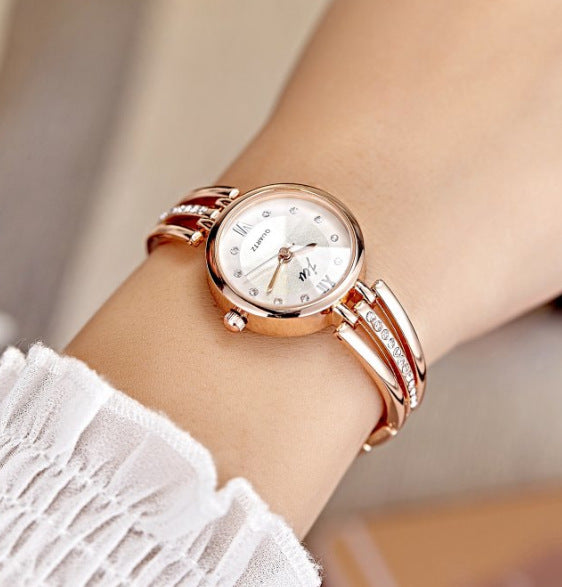 Women’s Rhinestone Round Quartz Watch | Steel Band | Fashion | Elegant