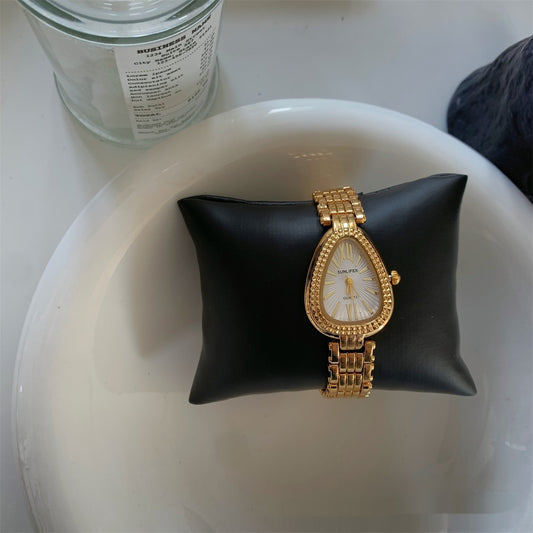 Women’s Snake Head Chain Quartz Watch | Gold | Fashion | Statement
