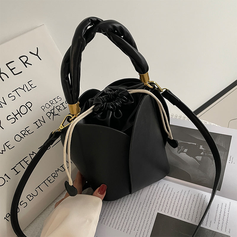 Women’s Shoulder Bag | Retro | Fashion | Casual