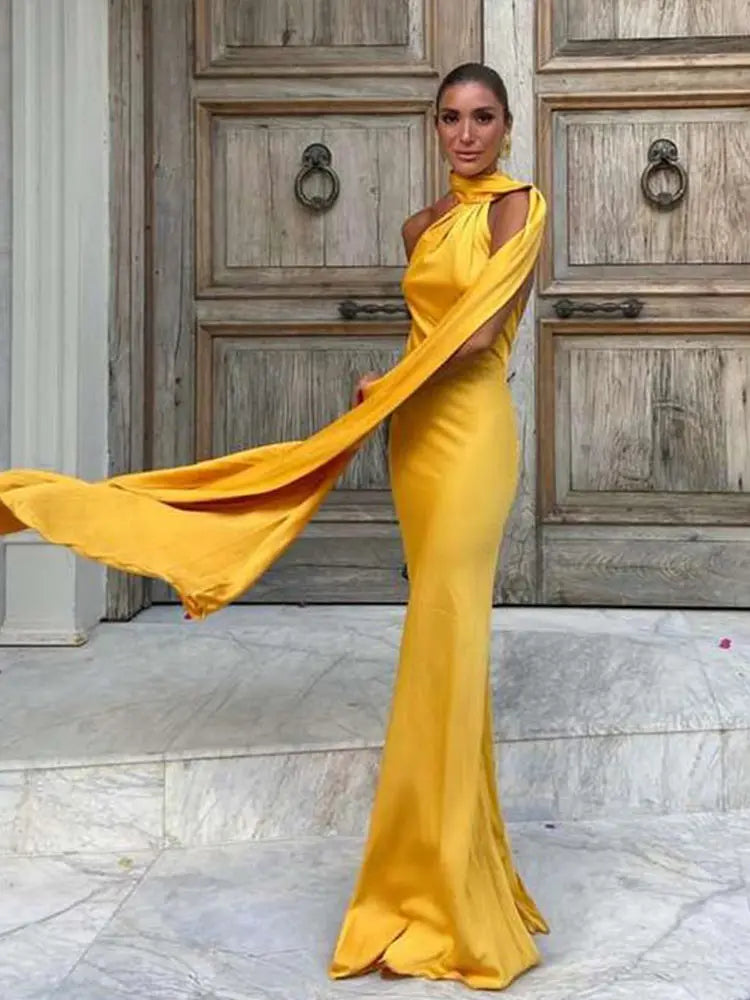 Women’s Elegant Maxi Dress – Off Shoulder Backless Detail Slim Fit Summer Evening Gown