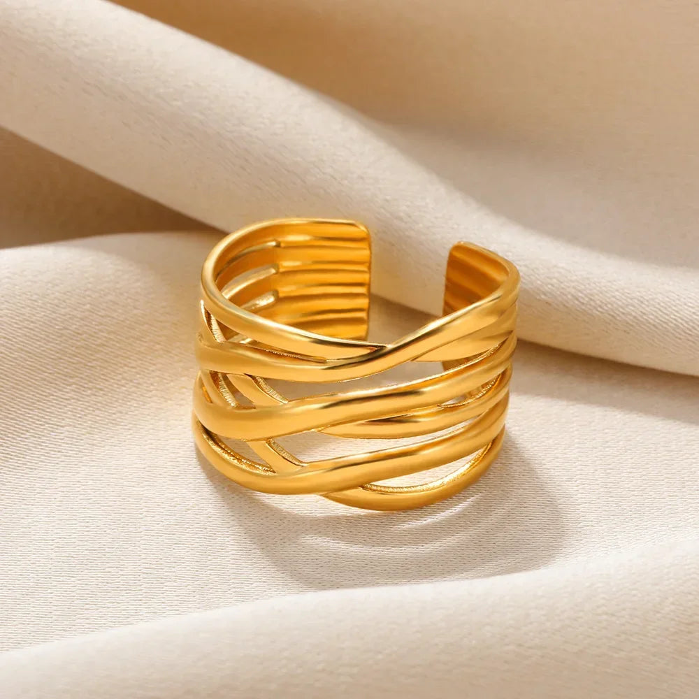 Women’s Stainless Steel Heart Ring – Gold Vintage Waterproof Jewelry Gift