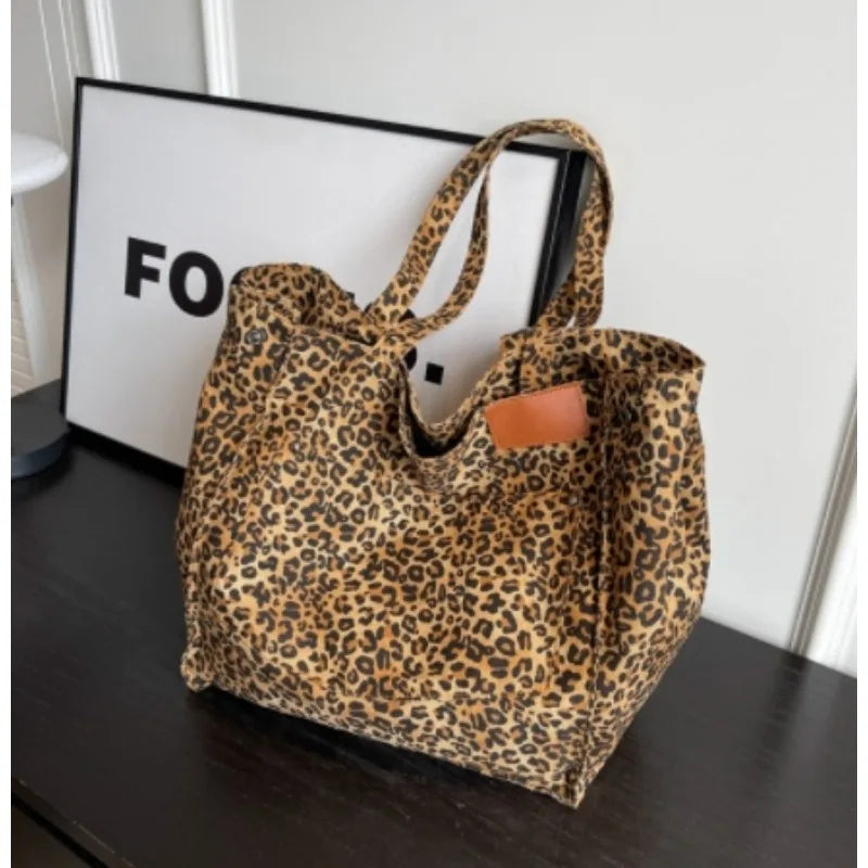 Women’s Tote Bag | Leather Look | Vintage | Fashion