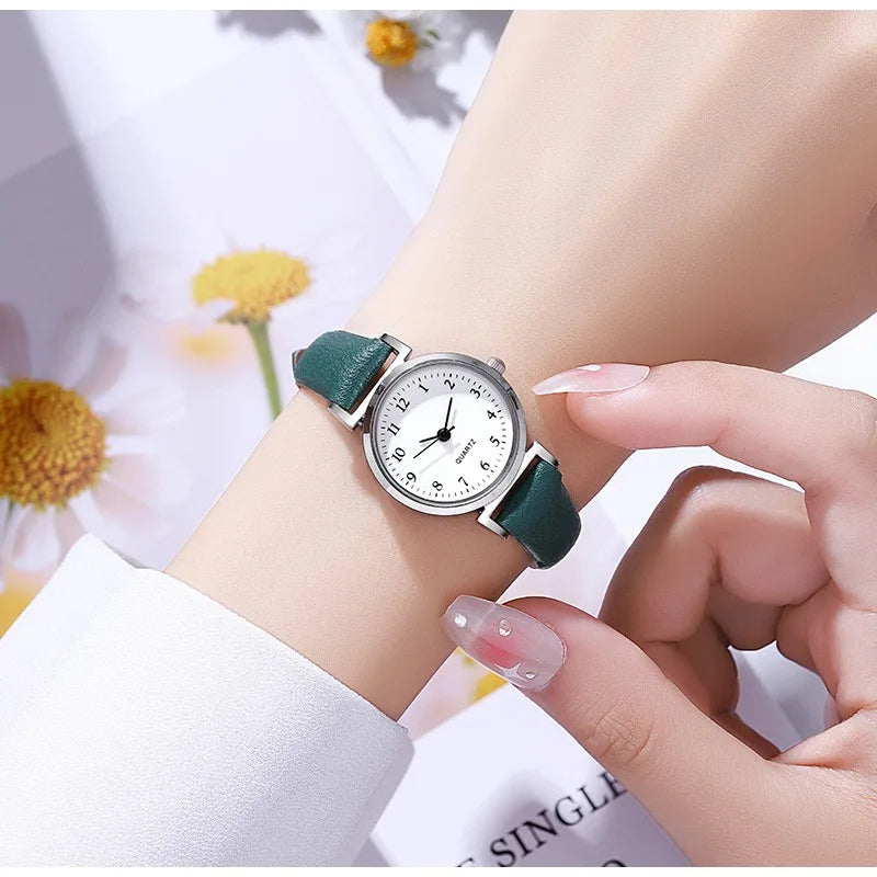 Women’s Retro Small Dial Watch – Thin Leather Strap Classic Wristwatch