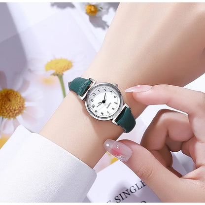 Women’s Retro Small Dial Watch – Thin Leather Strap Classic Wristwatch