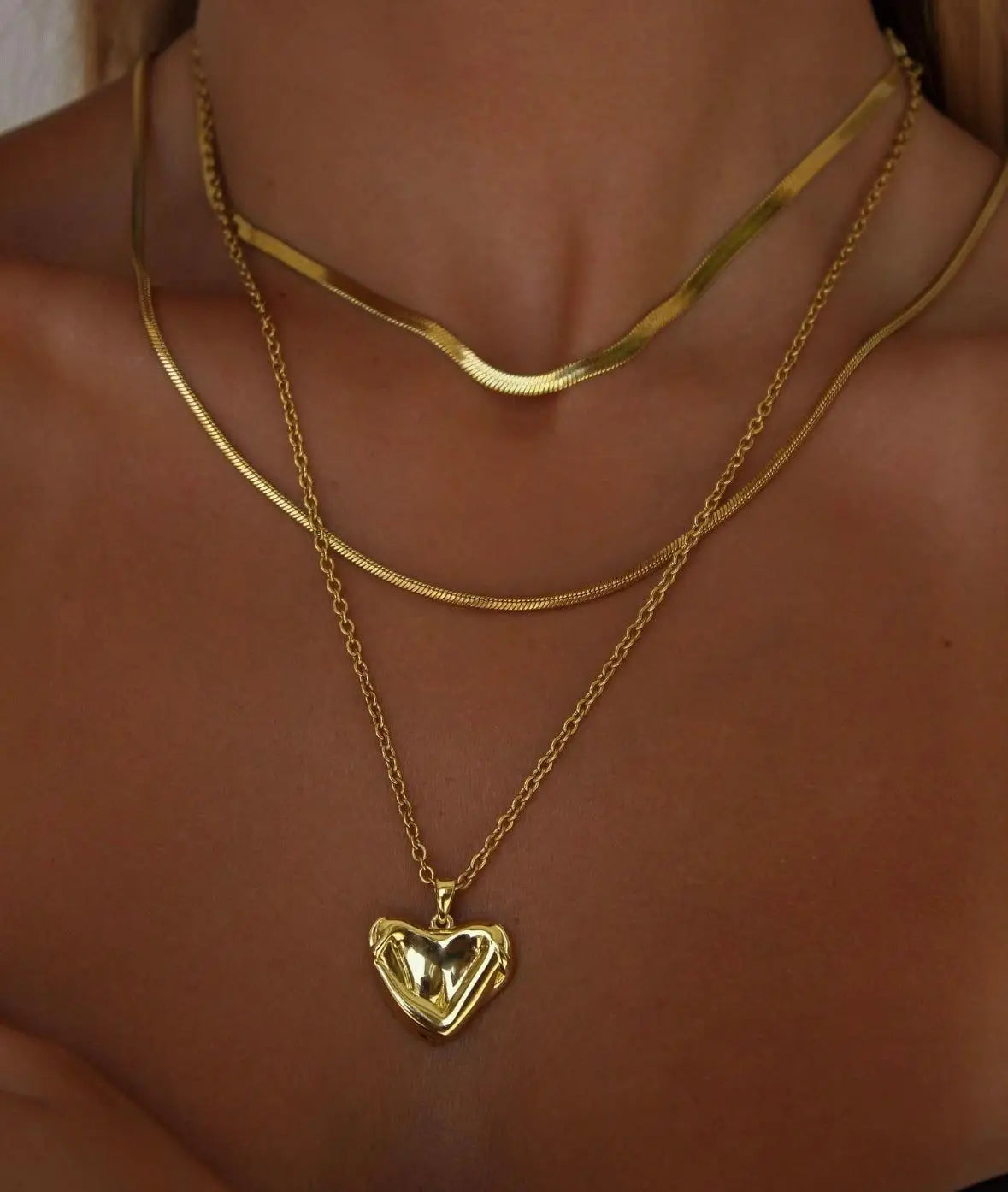 Women’s Jewelry Layered Disc Pendant Necklace | Vintage | Gold Tone | Trendy