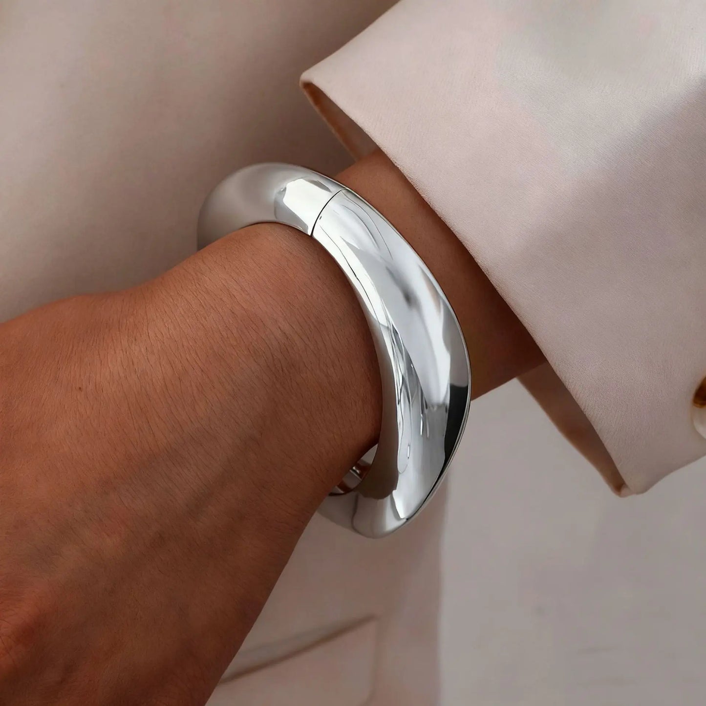 Women’s Jewelry Chunky Cuff Bangle Bracelet | Minimal | Gold Tone | Waterproof