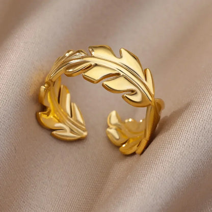 Women’s Stainless Steel Heart Ring – Gold Vintage Waterproof Jewelry Gift