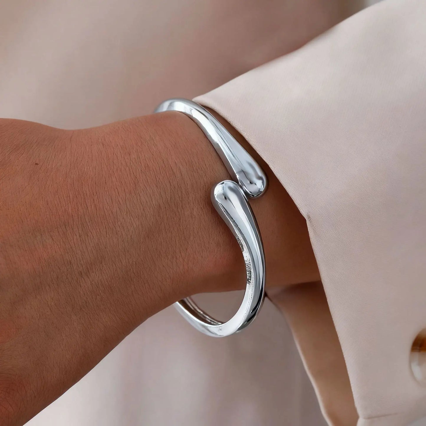 Women’s Jewelry Chunky Cuff Bangle Bracelet | Minimal | Gold Tone | Waterproof