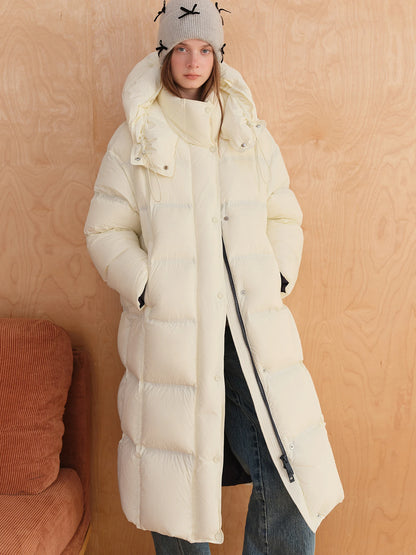 Women’s Long Puffer Jacket Outerwear – Hooded Two-Tone Down