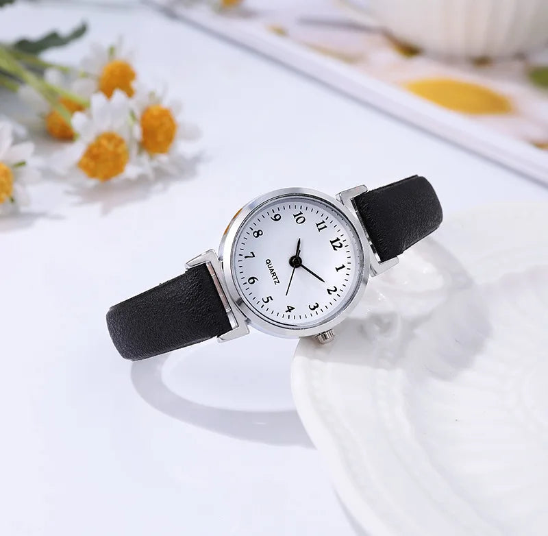 Women’s Retro Small Dial Watch – Thin Leather Strap Classic Wristwatch