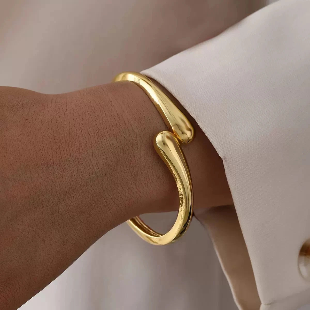 Women’s Jewelry Chunky Cuff Bangle Bracelet | Minimal | Gold Tone | Waterproof