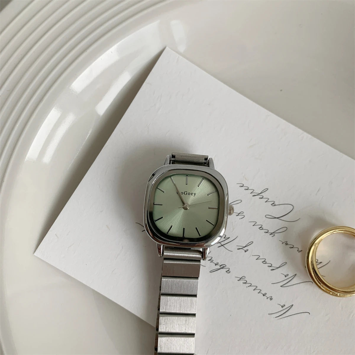 Women’s Gold Stainless Steel Watch – Elegant Luxury Quartz Wristwatch Gift