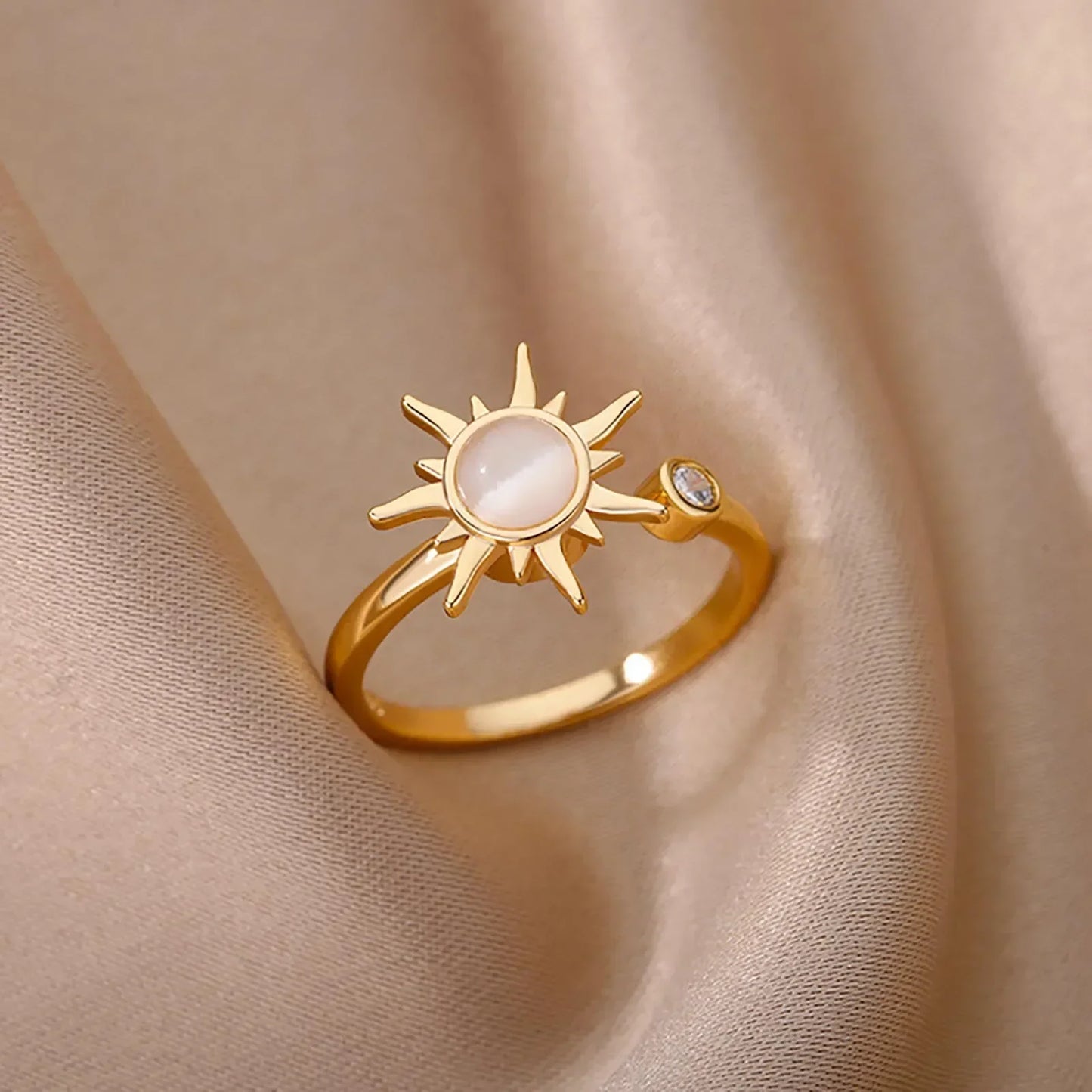 Women’s Stainless Steel Heart Ring – Gold Vintage Waterproof Jewelry Gift