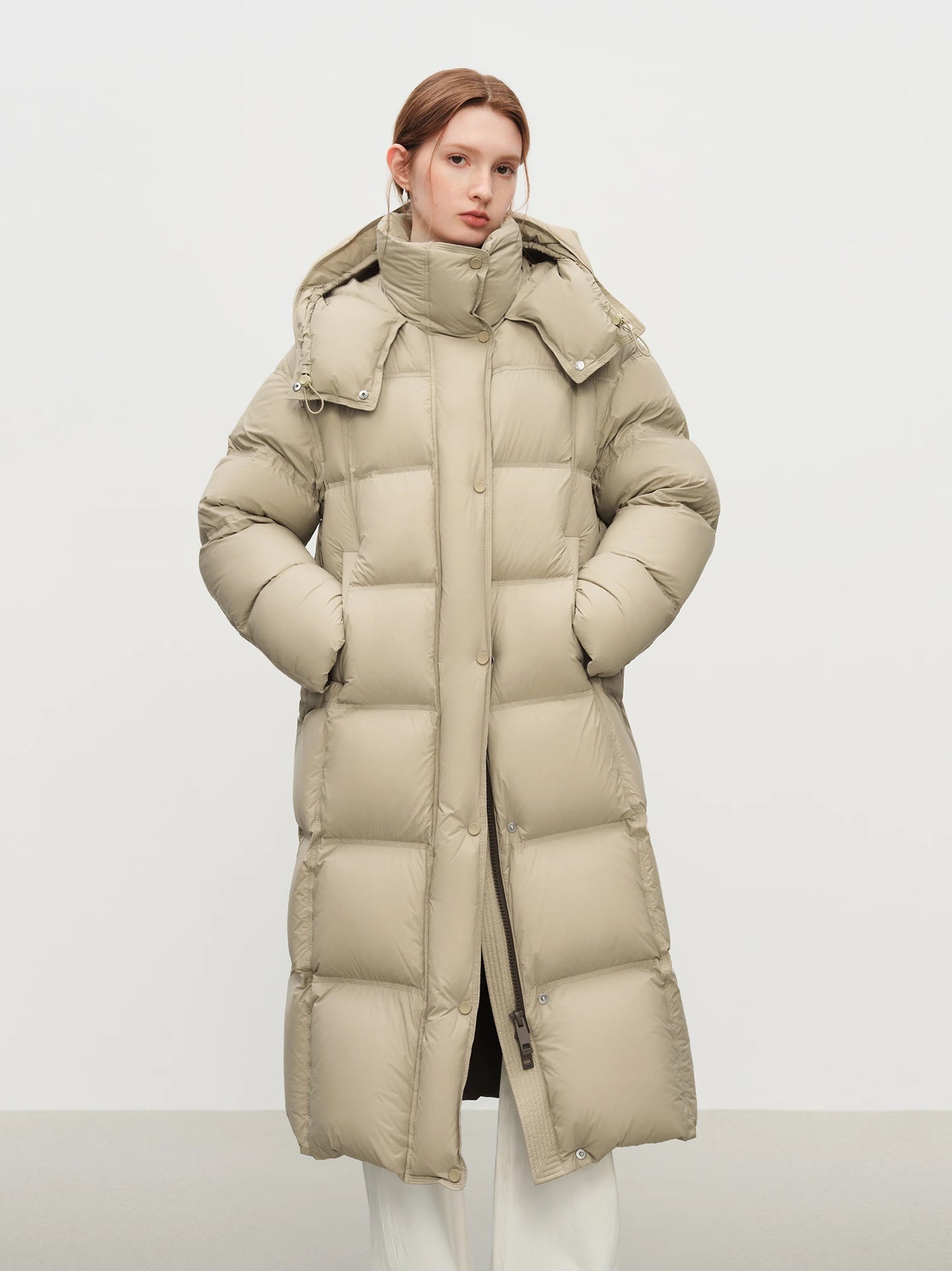 Women’s Long Puffer Jacket Outerwear – Hooded Two-Tone Down