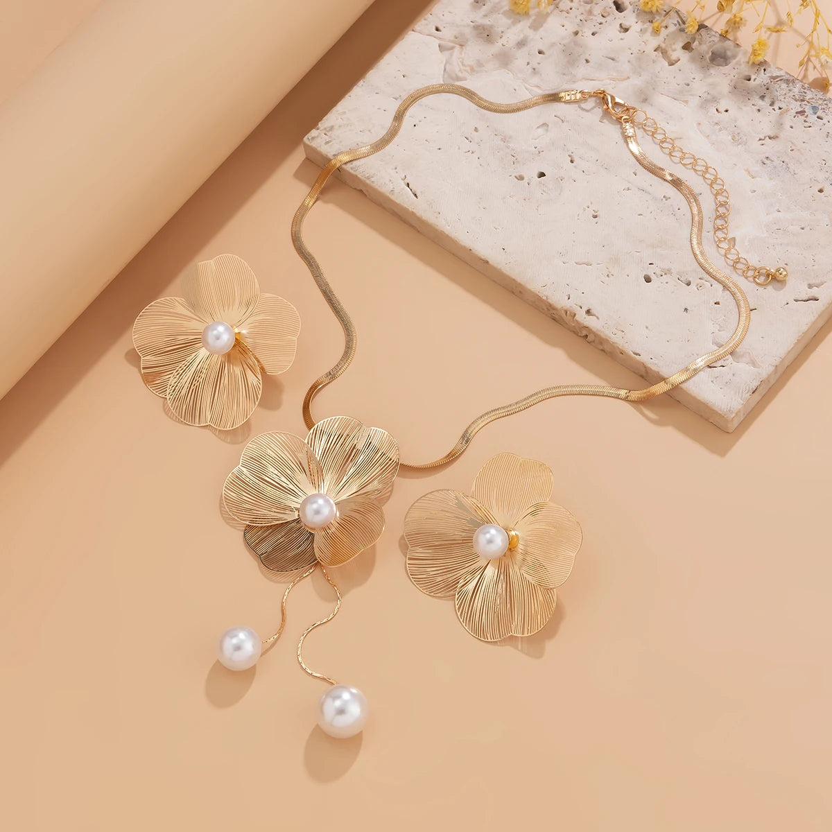Women’s Jewelry Pearl Flower Jewelry Set | Kpop | Trendy | Snake Chain