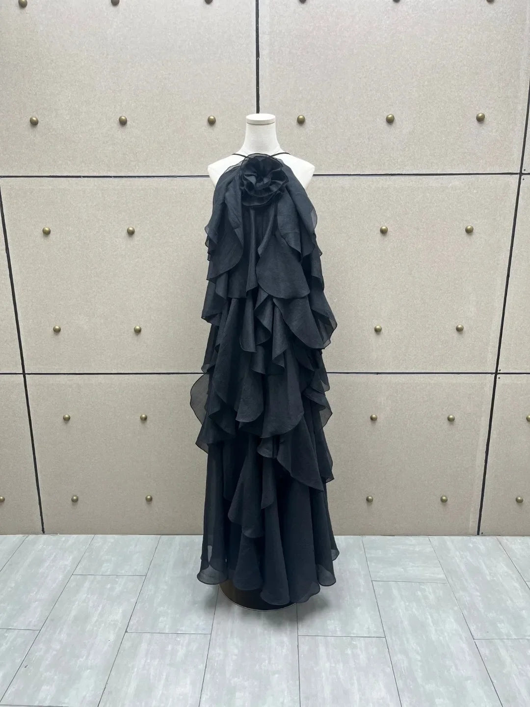 Women’s Floral Pleated Backless Maxi Dress – Beach Style Camisole Elegant Dress