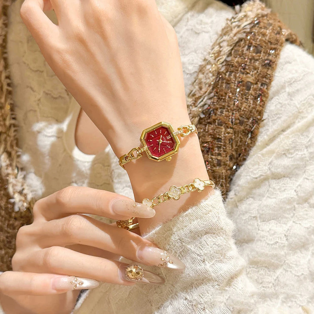 Women’s Gold Waterproof Quartz Watch | Vintage | Luxury | Elegant