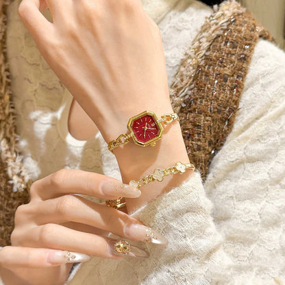Women’s Gold Waterproof Quartz Watch | Vintage | Luxury | Elegant
