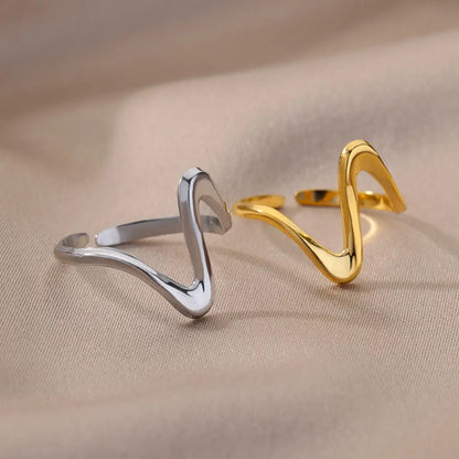 Women’s Jewelry Geometric Wave Adjustable Ring | Vintage | Gold Tone | Aesthetic