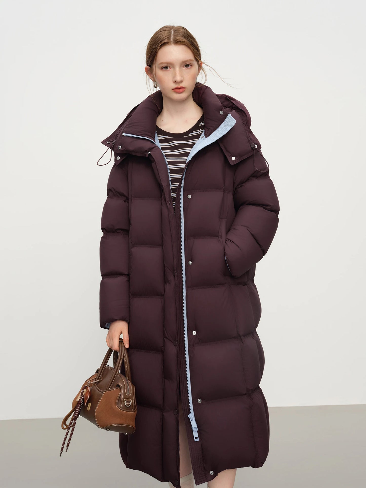 Women’s Long Puffer Jacket Outerwear – Hooded Two-Tone Down