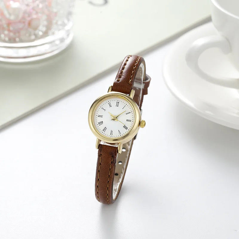 Women’s Retro Small Dial Watch – Thin Leather Strap Classic Wristwatch