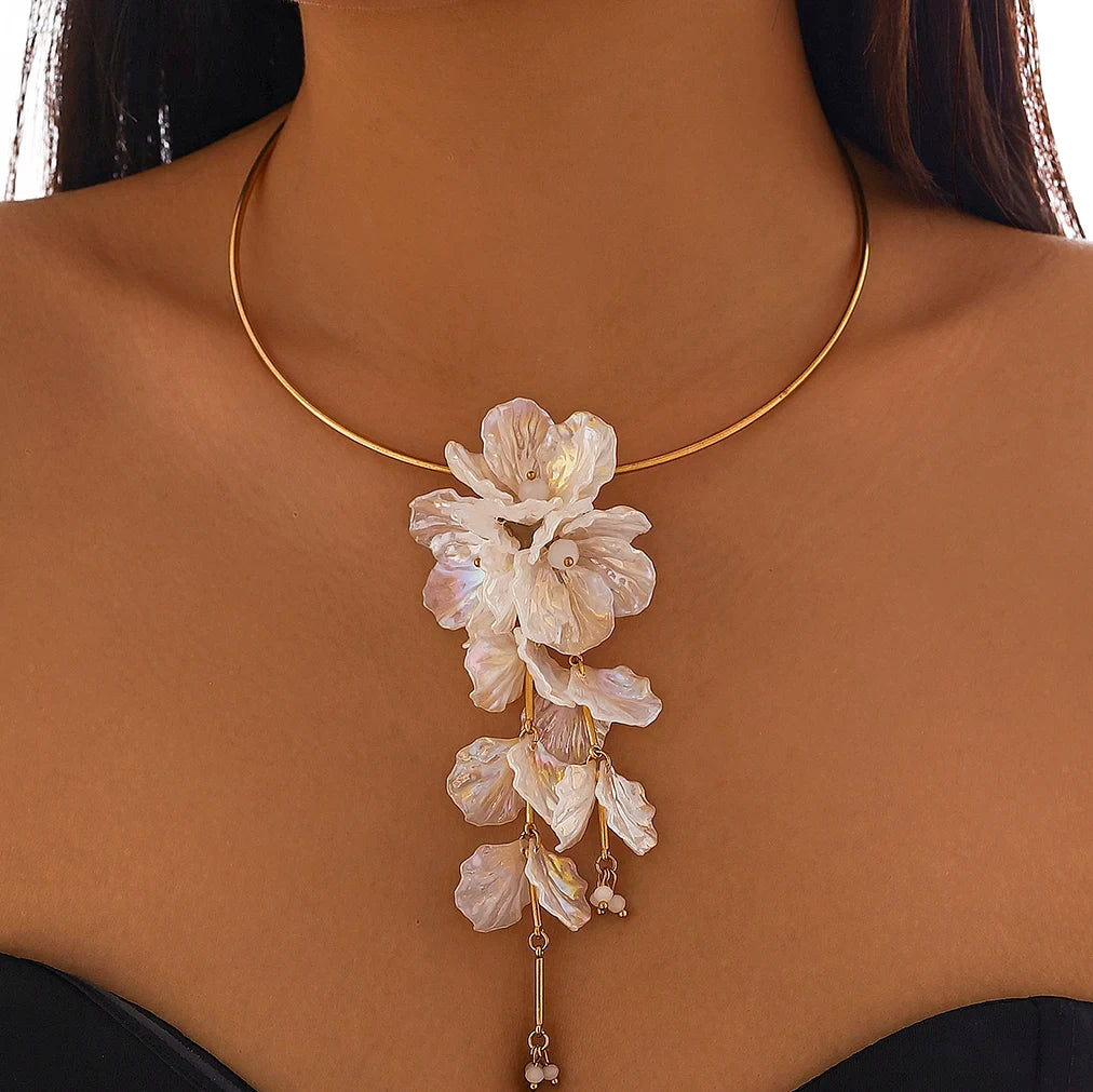 Women’s Jewelry Torque Chain Jewelry Set | Bridal | Elegant | White Flower