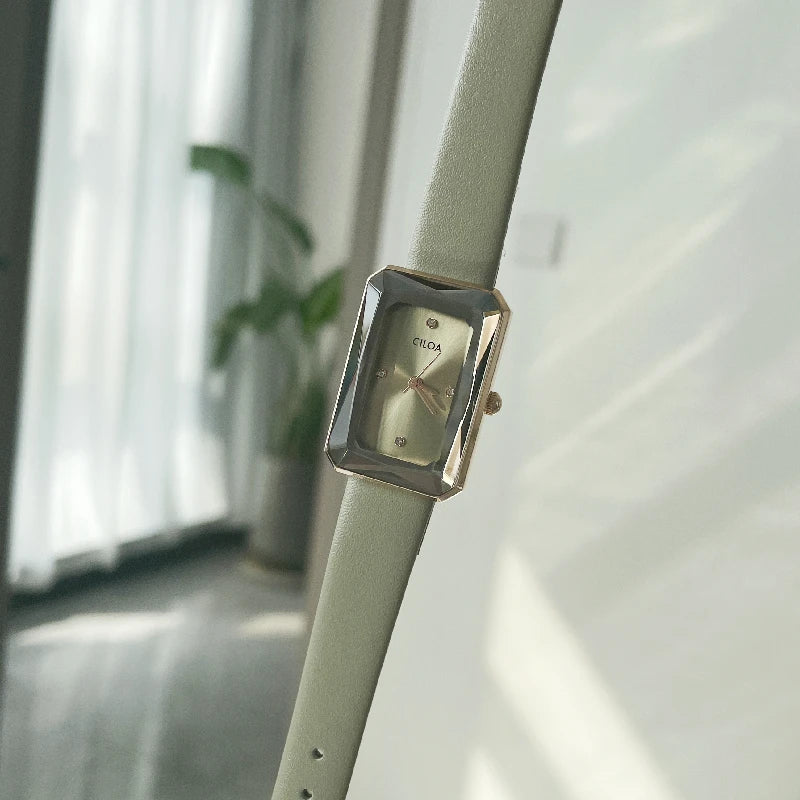 Women’s Retro Quartz Watch | Light Luxury | Art Style | High End