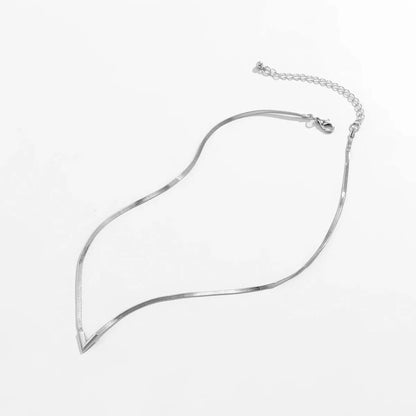 Women’s Jewelry Flat Snake Chain Choker Necklace | Steampunk | V Pendant | Unisex