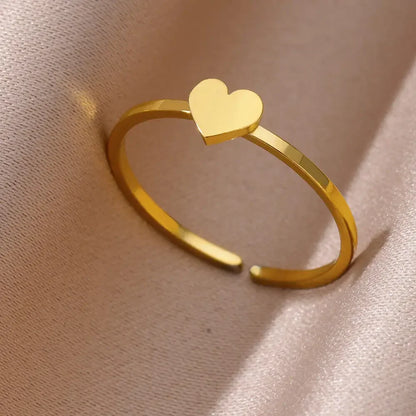Women’s Stainless Steel Heart Ring – Gold Vintage Waterproof Jewelry Gift