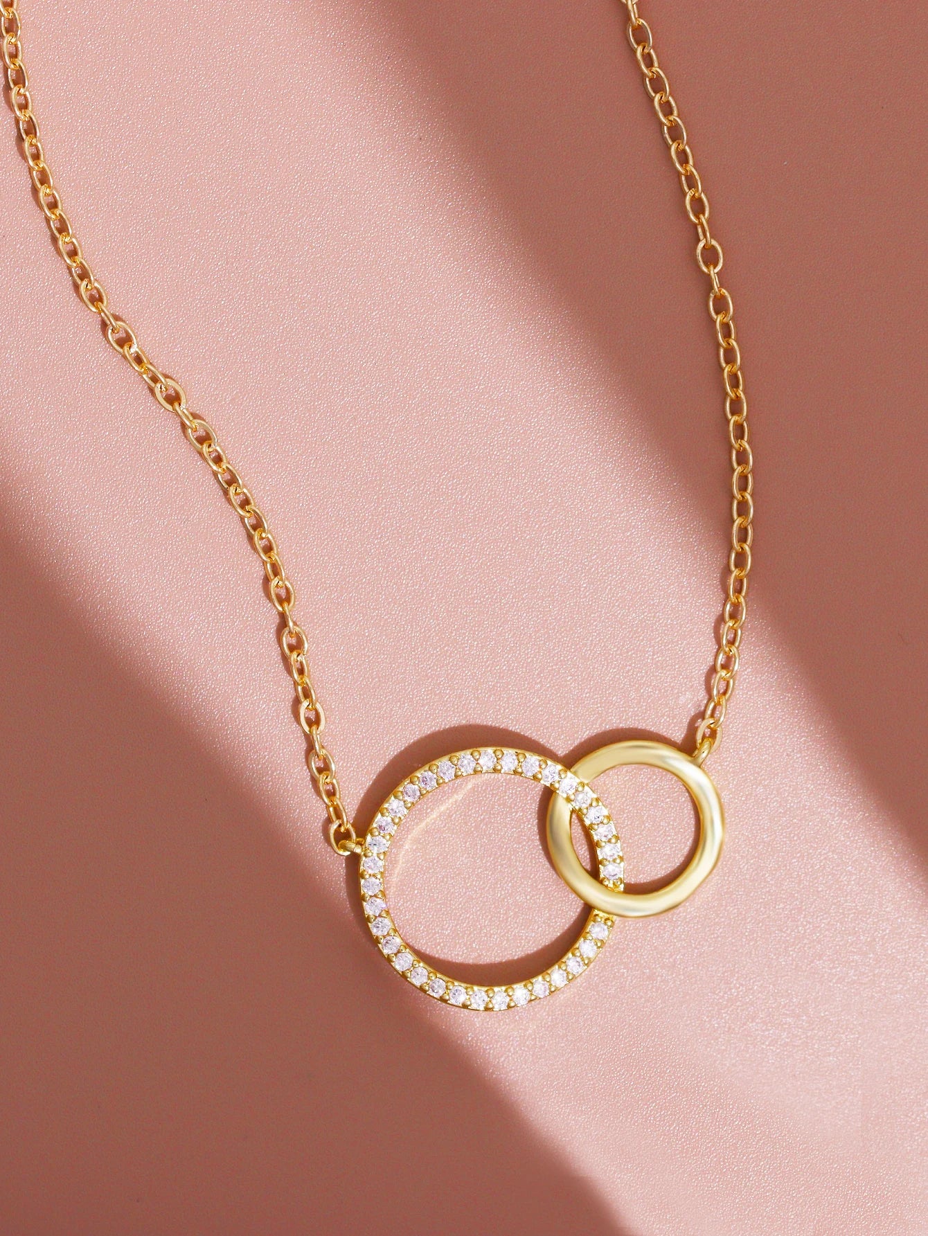 Women’s Stainless Steel Double Circle Necklace – Minimalist Thin Chain Fashion Jewelry