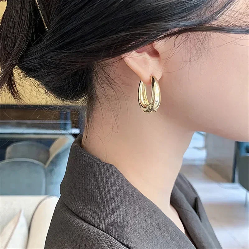 Women’s Vintage Metal Drop Earrings – Classic Hoop Pendant Fashion Jewelry