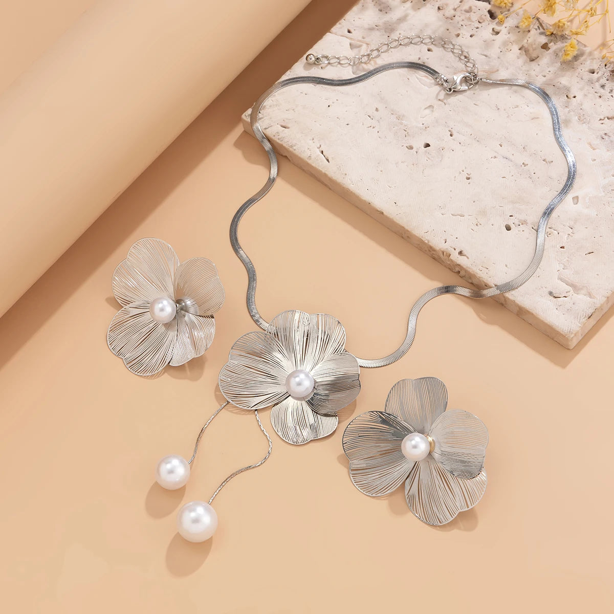 Women’s Jewelry Pearl Flower Jewelry Set | Kpop | Trendy | Snake Chain