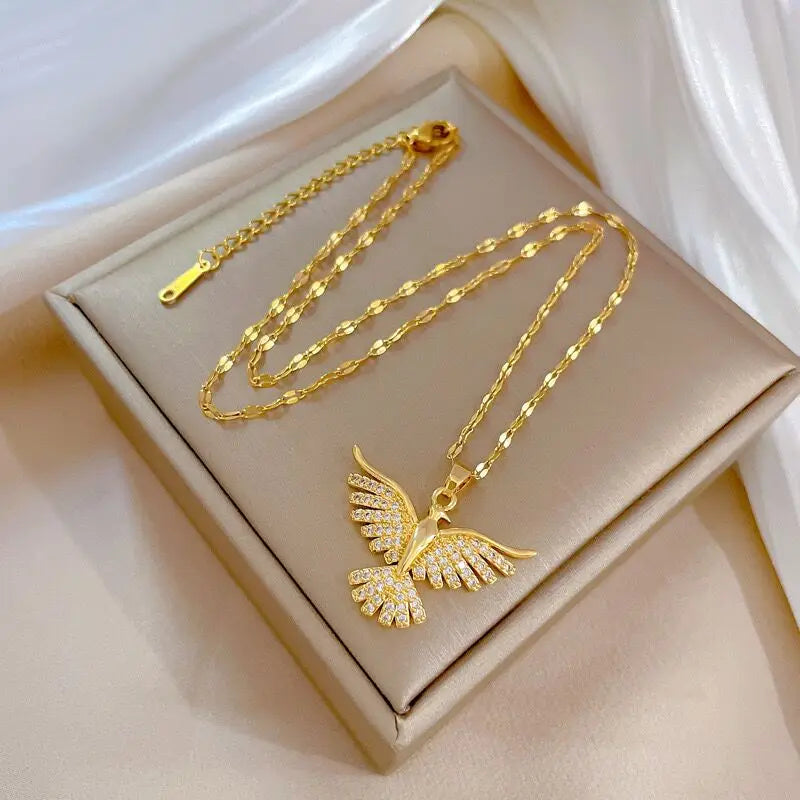 Women’s Jewelry Phoenix Pendant Necklace | Vintage | Gold Plated | Retro