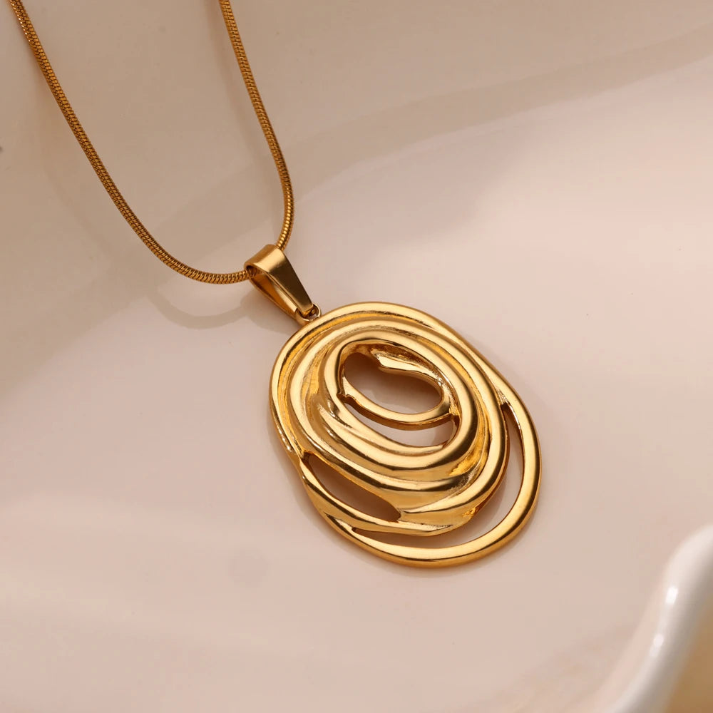 Women’s Jewelry Hollow Oval Pendant Necklace | Geometric | Gold Tone | Party