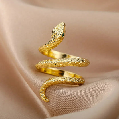 Women’s Stainless Steel Heart Ring – Gold Vintage Waterproof Jewelry Gift