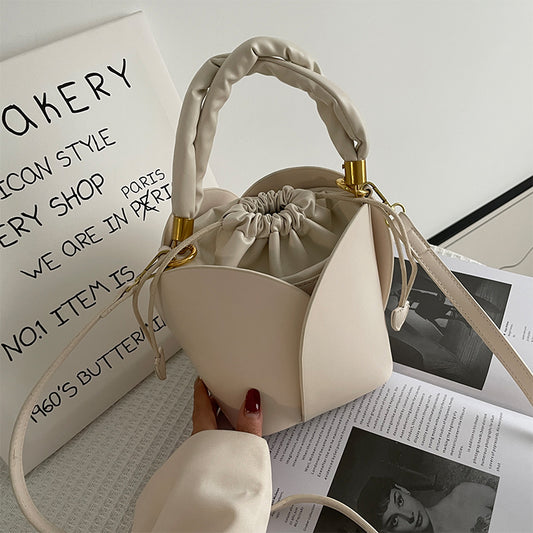 Women’s Shoulder Bag | Retro | Fashion | Casual